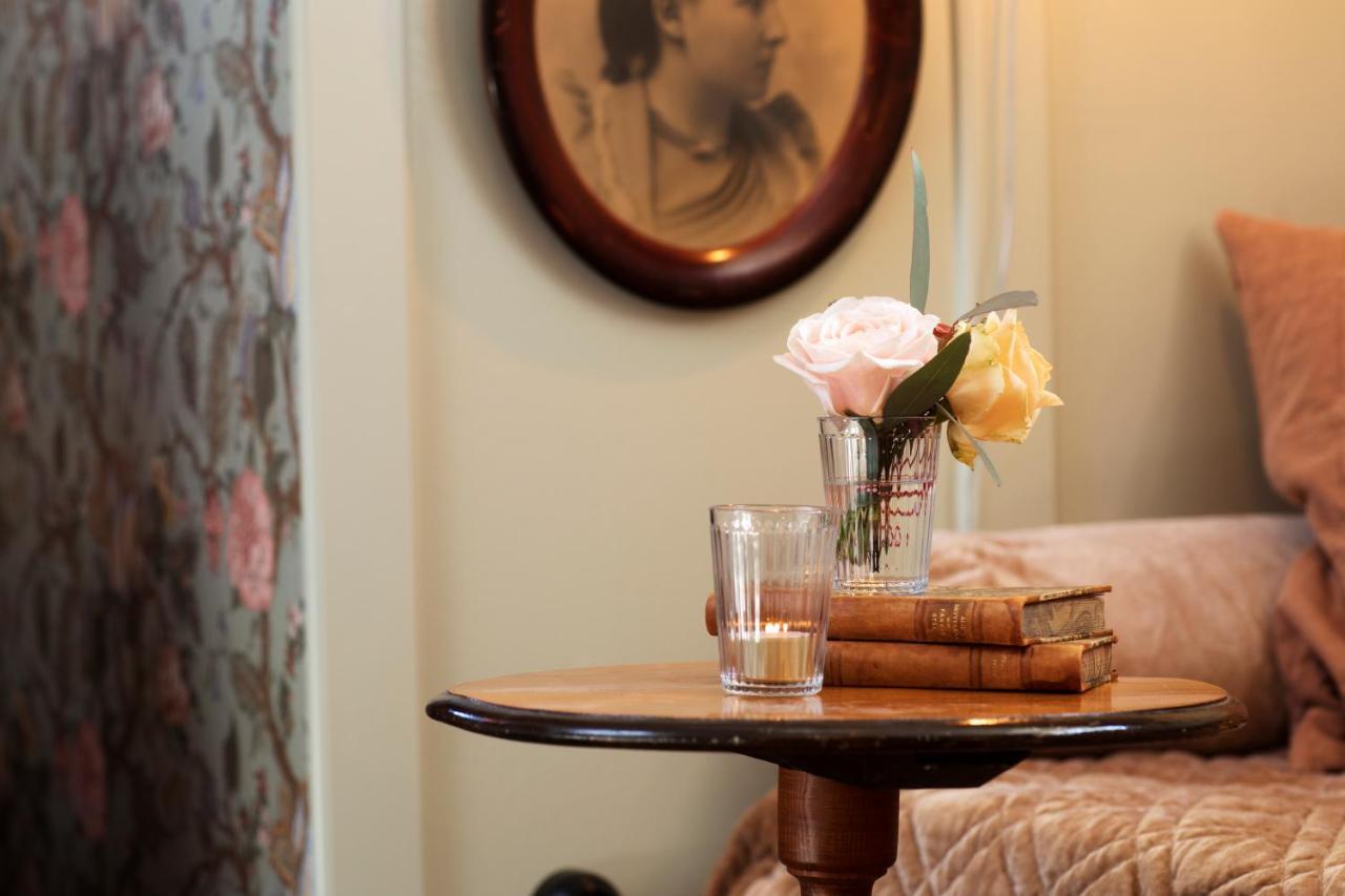 Strandvillan Hotell Och Bed & Breakfast Lysekil Exterior photo