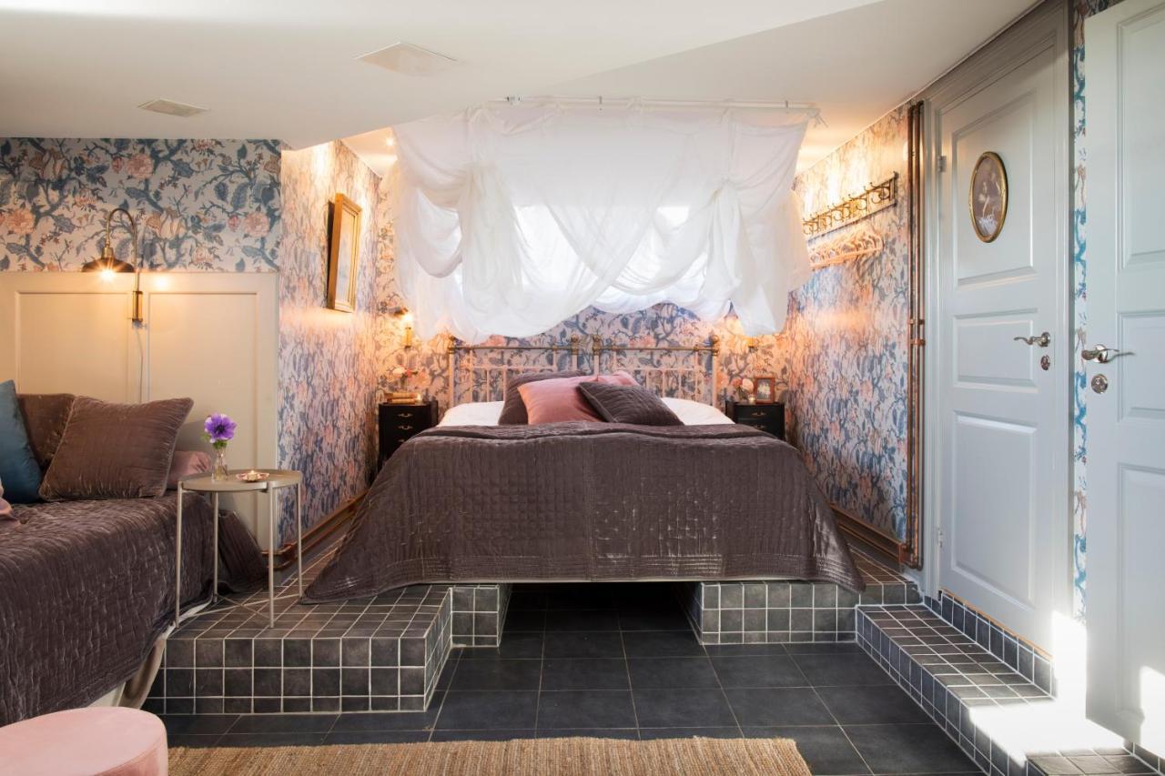 Strandvillan Hotell Och Bed & Breakfast Lysekil Exterior photo