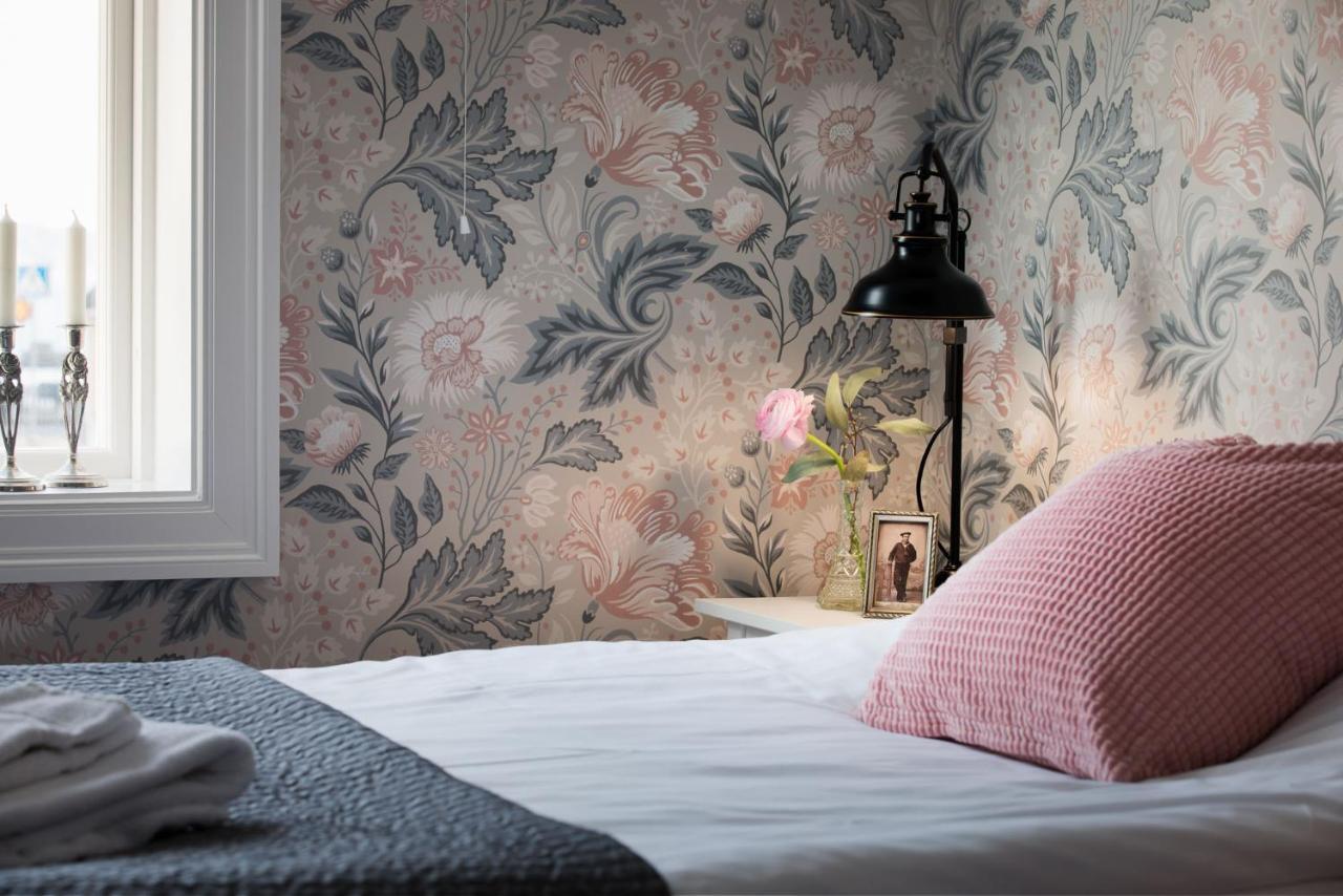 Strandvillan Hotell Och Bed & Breakfast Lysekil Exterior photo