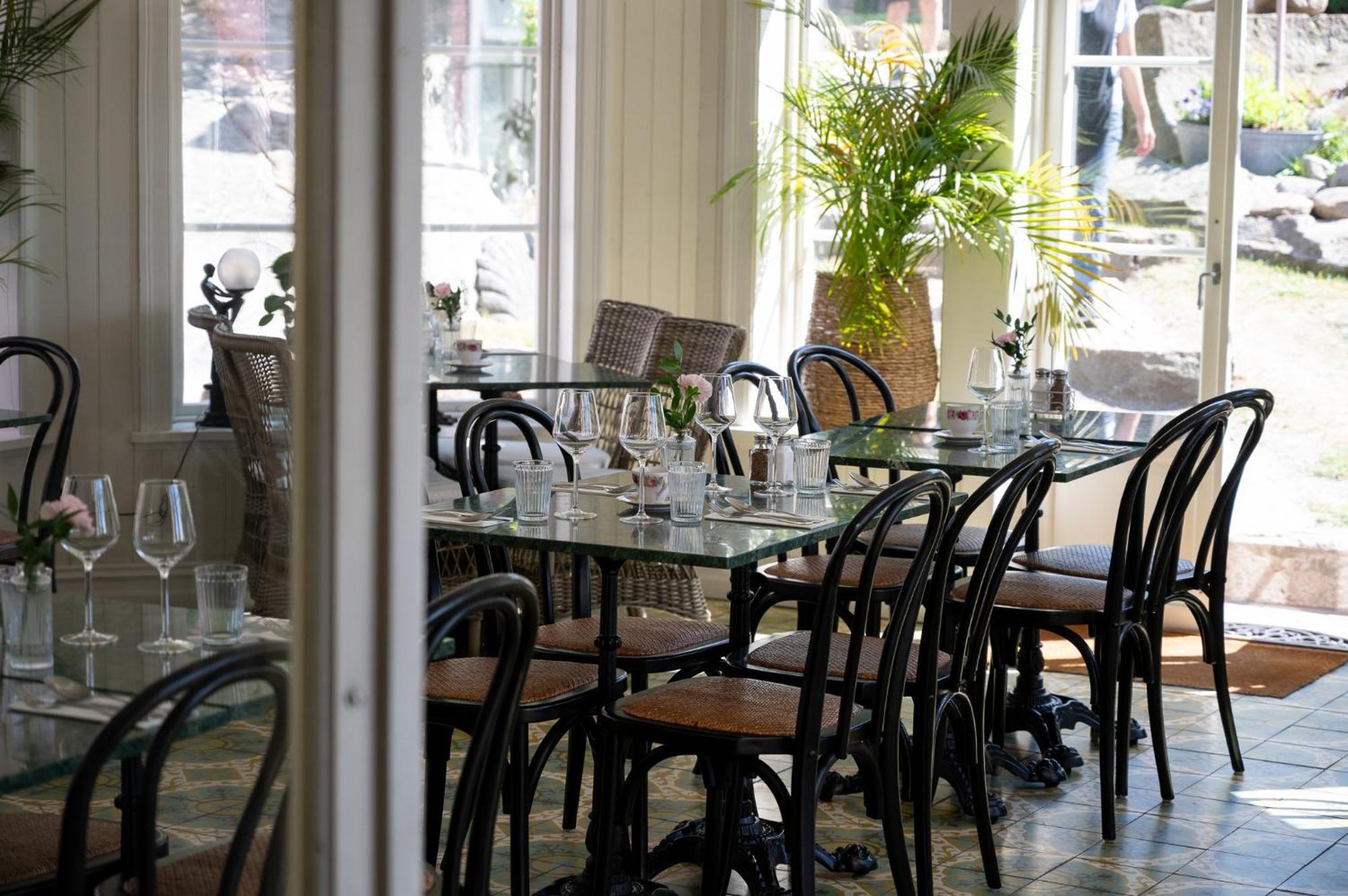 Strandvillan Hotell Och Bed & Breakfast Lysekil Exterior photo