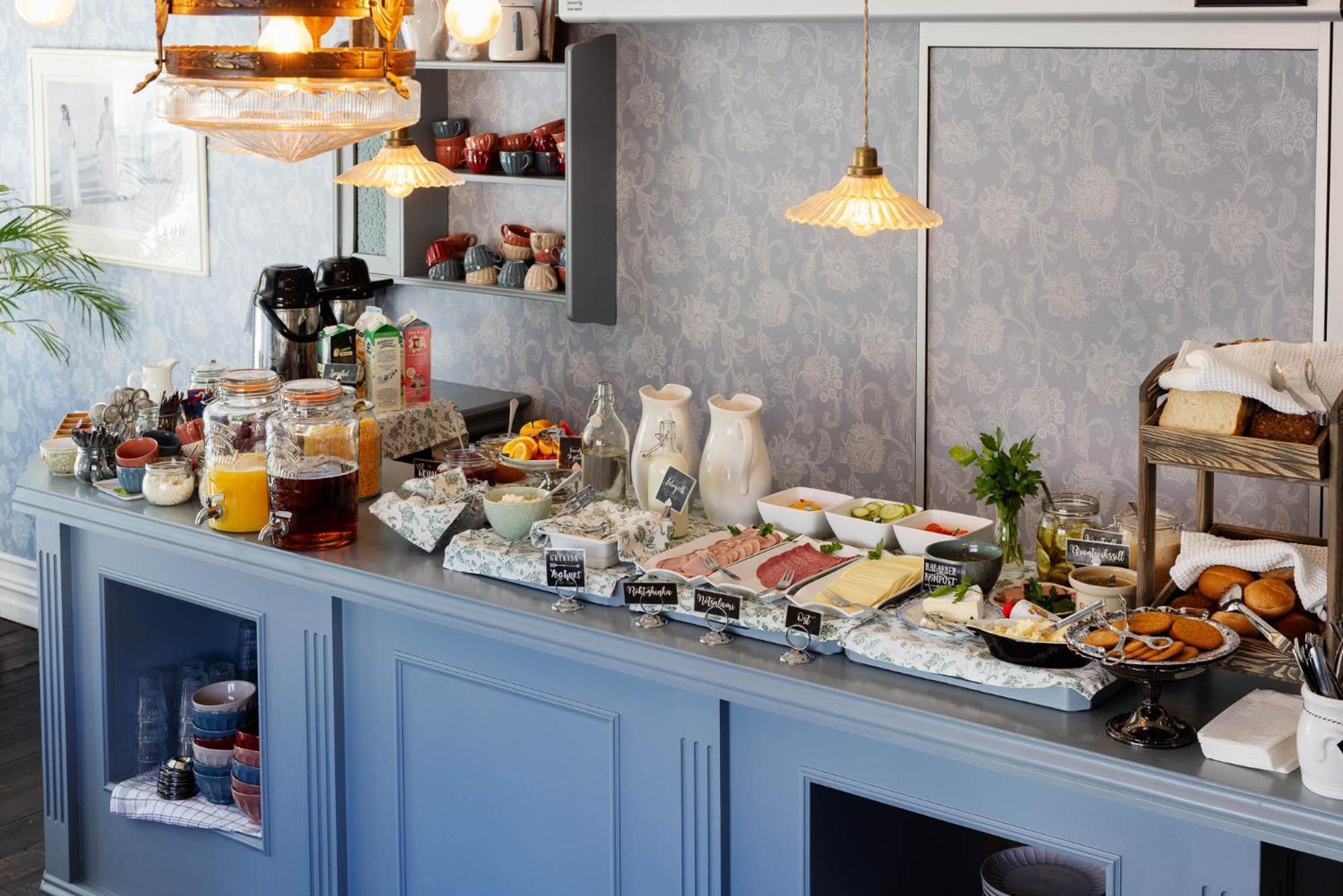 Strandvillan Hotell Och Bed & Breakfast Lysekil Exterior photo