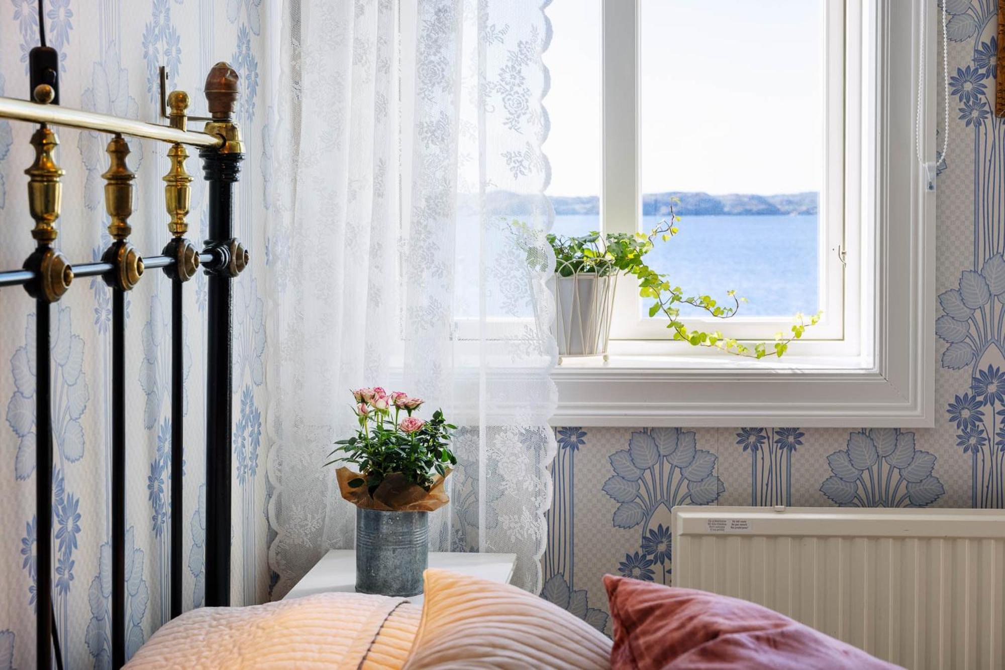 Strandvillan Hotell Och Bed & Breakfast Lysekil Exterior photo