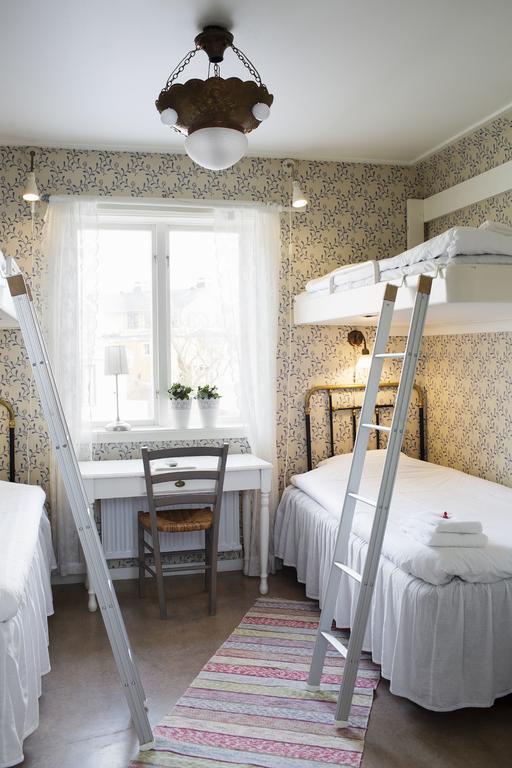 Strandvillan Hotell Och Bed & Breakfast Lysekil Exterior photo
