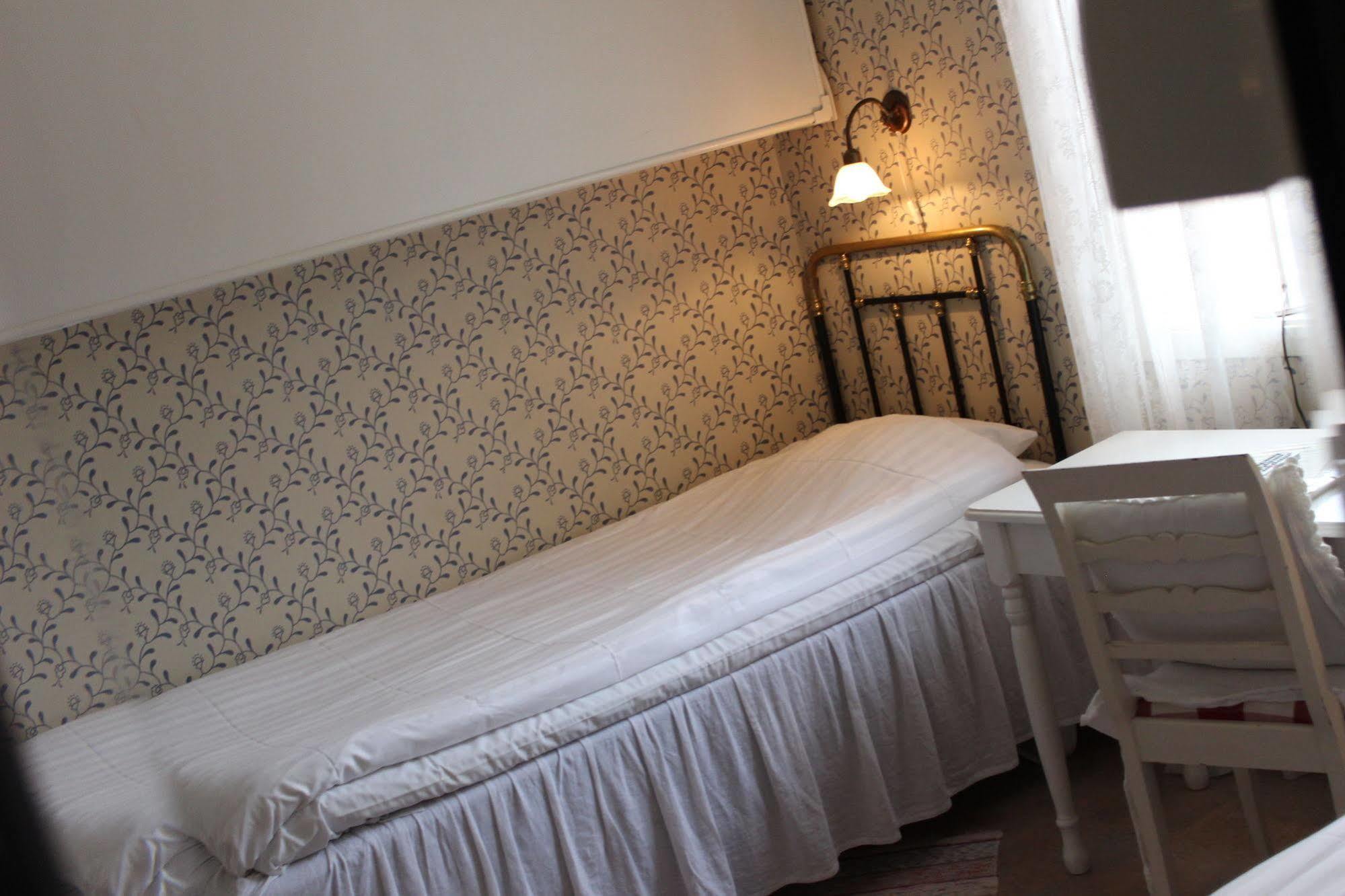Strandvillan Hotell Och Bed & Breakfast Lysekil Exterior photo